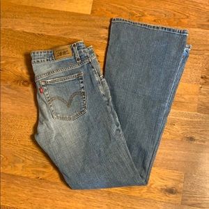 Levi’s 537 Flare Jeans  8